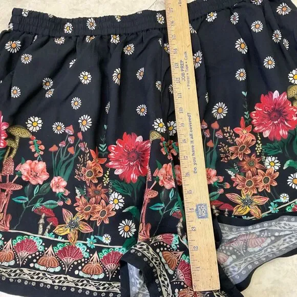 Natural Life Shorts XXL Floral Mushroom Boho Elastic Waist Pockets - Picture 8 of 11